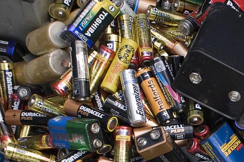 扬州高价报废电池回收-电池可回收么